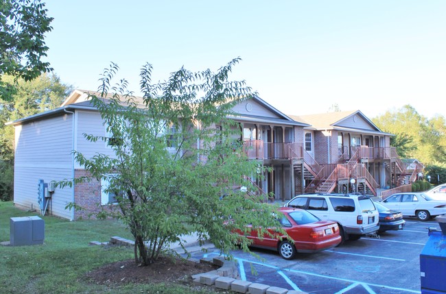 Union Place Apartments in Union, MO - Foto de edificio - Building Photo