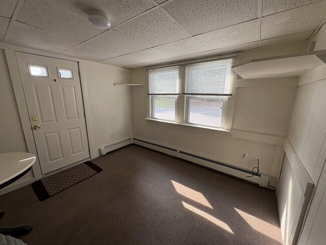 10 Wiley St in Wakefield, MA - Building Photo - Building Photo