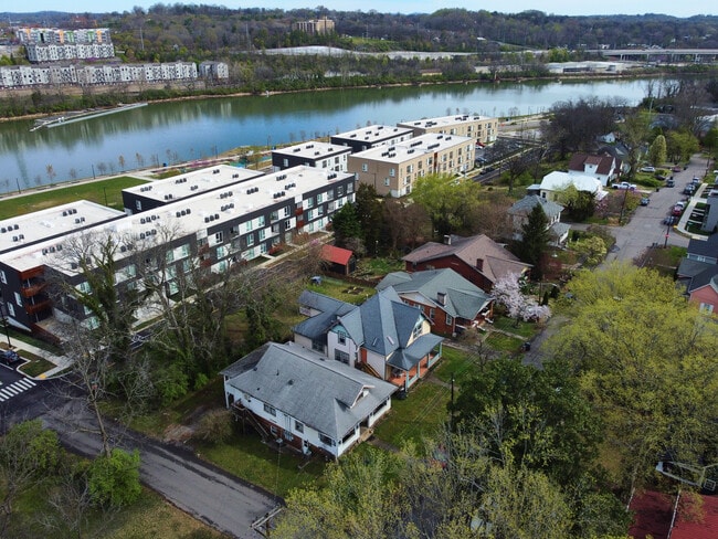 801 Phillips Ave, Unit 801-1 Phillips Avenue in Knoxville, TN - Building Photo - Building Photo