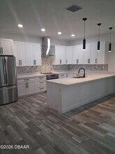 1621 Illinois St in Daytona Beach, FL - Building Photo - Building Photo