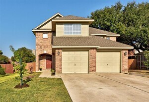 9716 Sugar Hill Dr in Austin, TX - Building Photo