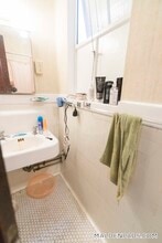 17-19-19 Washington St S, Unit 516 in Malden, MA - Foto de edificio - Building Photo