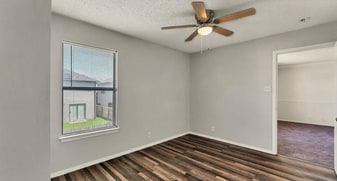 9818 Autumn Arch in Converse, TX - Building Photo