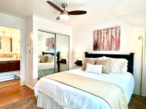 1804 Andalusia Ave in Los Angeles, CA - Building Photo - Building Photo