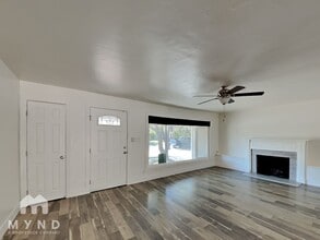 2428 Drayton Dr in Sacramento, CA - Building Photo - Building Photo