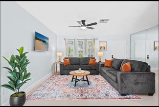 304 SE 4th St in Dania Beach, FL - Building Photo - Building Photo