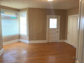 719 Edmund Ave W in St. Paul, MN - Building Photo - Building Photo