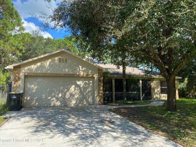 property at 3259 Foresman Ave SE