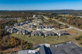 Riverview Condominiums at Park Ridge in Van Buren, AR - Foto de edificio - Building Photo