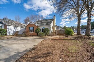 2025 Brittania Cir in Woodstock, GA - Building Photo - Building Photo