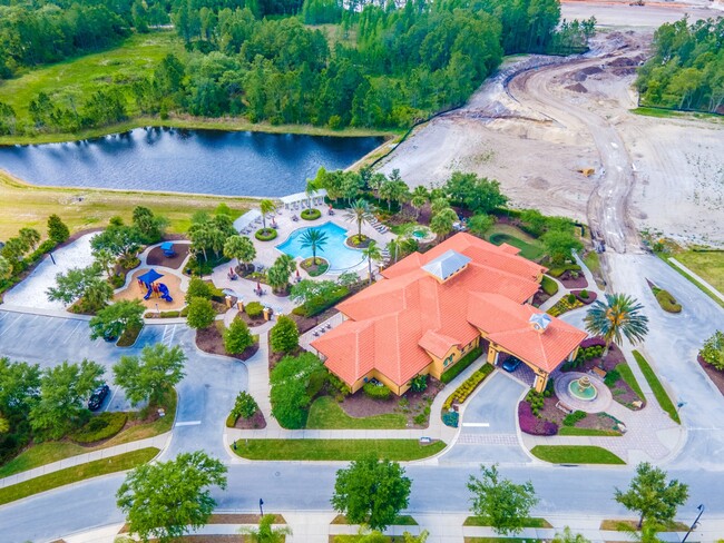 446 Orange Cosmos Blvd in Davenport, FL - Building Photo - Building Photo