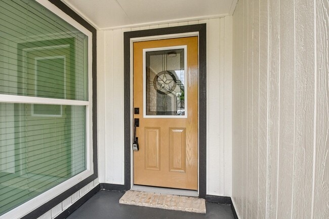 6530 La Violetta Dr in Houston, TX - Building Photo - Building Photo