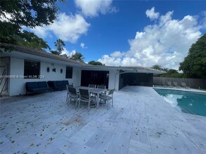 2115 Alamanda Dr in North Miami, FL - Building Photo - Building Photo