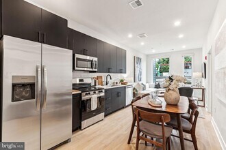 6910 Ridge Ave, Unit 319 in Philadelphia, PA - Building Photo - Building Photo