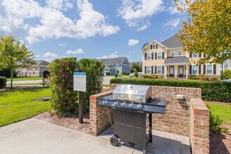 Cottage Trails at Culpepper Landing in Chesapeake, VA - Building Photo - Building Photo