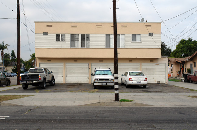 401-409 W Regent St in Inglewood, CA - Building Photo - Building Photo