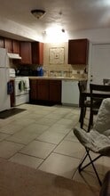 1426 NW 3rd Ave, Unit 1426 A in Gainesville, FL - Building Photo - Building Photo