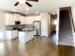 3502 Lakeview Crk in Lithonia, GA - Building Photo - Building Photo