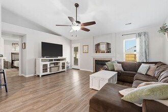 708 Carriage Crossing in Nixa, MO - Building Photo - Building Photo