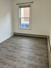 228 Charles St, Unit 1 in Cambridge, MA - Foto de edificio - Building Photo