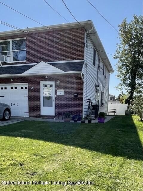 property at 3142 Morley Ave