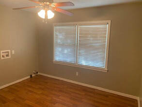 2014 39th St in Lubbock, TX - Building Photo - Building Photo