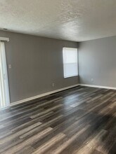 7421 Rockleigh Ave in Indianapolis, IN - Building Photo - Building Photo