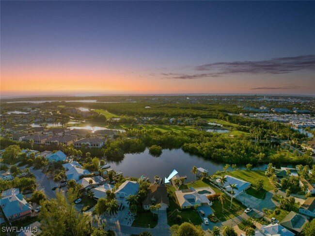 3254 Lakeview Dr in Naples, FL - Building Photo - Building Photo