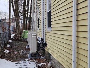 4 Vernon Terrace in Worcester, MA - Building Photo - Building Photo