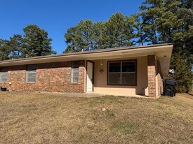 2007 Seabiscuit in Longview, TX - Building Photo