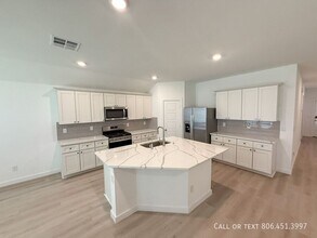 10511 Bangor Ave in Lubbock, TX - Building Photo - Building Photo