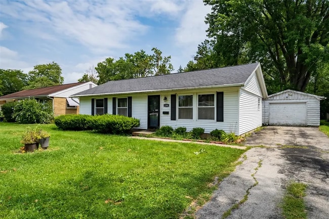 1206 Aurora Way in Normal, IL - Building Photo - Building Photo