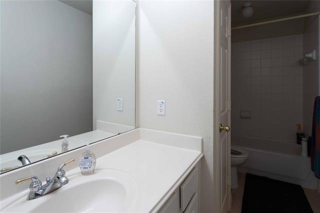 136 Merideth Dr in Murphy, TX - Building Photo - Building Photo