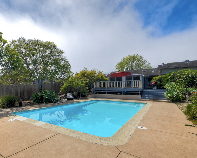 property at 1365 Summit Ave
