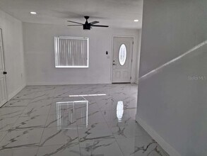 4524 Hampshire Rd in Tampa, FL - Building Photo - Building Photo