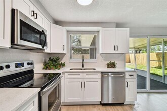 4940 Rosedale Ln in Holiday, FL - Building Photo - Building Photo