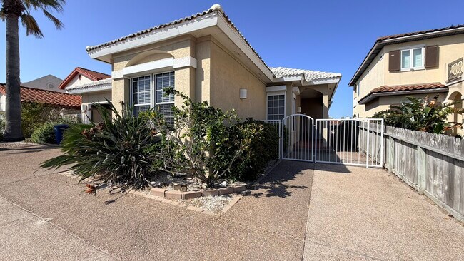13806 Primavera Dr in Corpus Christi, TX - Building Photo - Building Photo