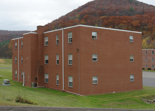 Lakeview in Williamsport, PA - Foto de edificio - Building Photo