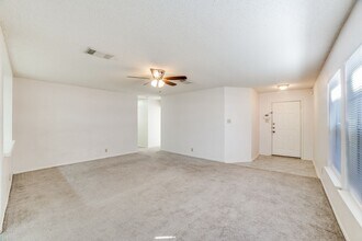 6939 Misty Brook in San Antonio, TX - Building Photo - Building Photo