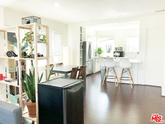 property at 2419 3rd Ave