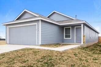 3324 Mound Rdg in New Braunfels, TX - Building Photo - Building Photo