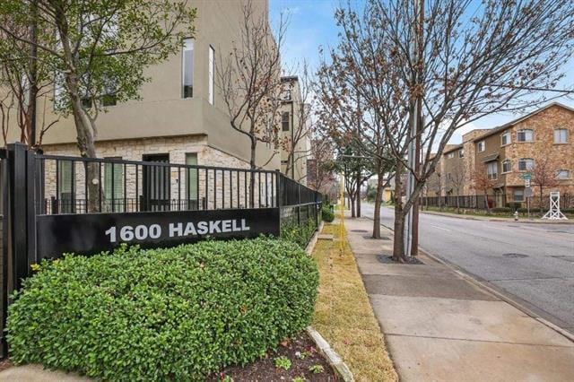 1600 N Haskell Ave. in Dallas, TX - Building Photo - Building Photo