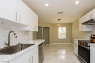 4459 Glordano Ave in North Port, FL - Building Photo - Building Photo