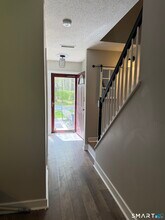 132 Farmington Chase Crescent in Farmington, CT - Building Photo - Building Photo