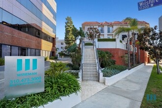 McClellan Corner in Los Angeles, CA - Foto de edificio - Building Photo