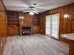 5650 Brentwood Dr in Jackson, MS - Building Photo - Building Photo