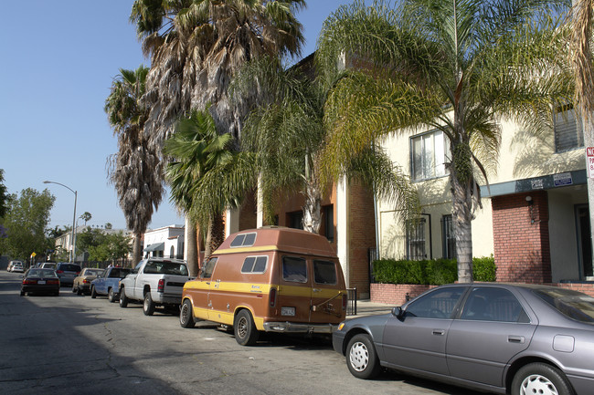 Hildalgo Elca in Los Angeles, CA - Foto de edificio - Building Photo