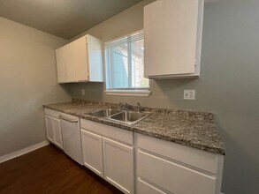 2277 S Buckley Rd in Aurora, CO - Building Photo - Building Photo
