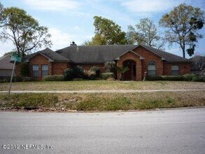 11864 Coastal Ln W in Jacksonville, FL - Building Photo - Building Photo