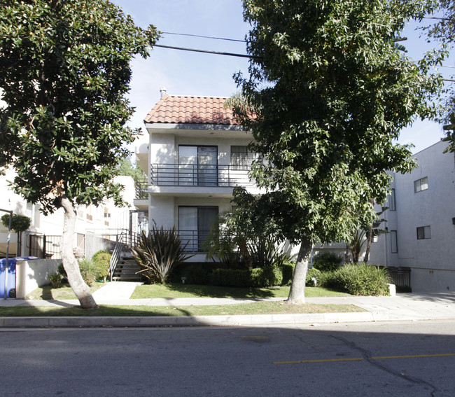 4220 Arch Dr in Studio City, CA - Foto de edificio - Building Photo